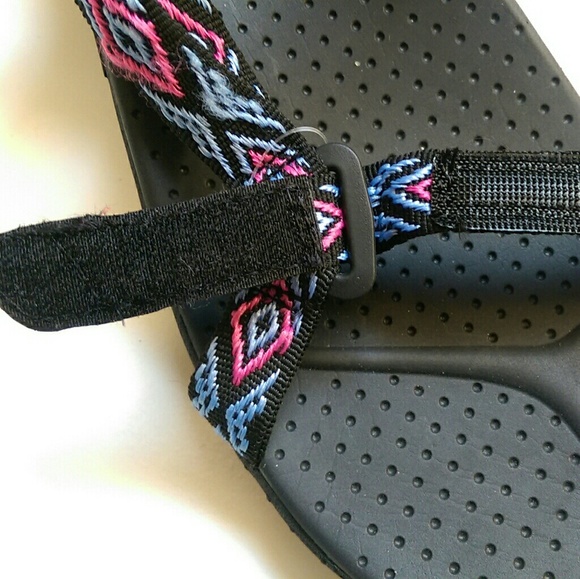 Skechers Reggaes sandals - Picture 4 of 7